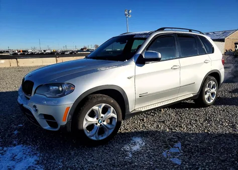 2013 BMW X5 xDrive50I from USA, damaged, VIN 5UXZV8C56DL898783